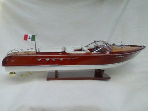 maquette bateau riva aquarama 90 cm blanc